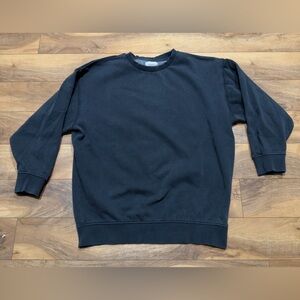 Urban Outfitters Pullover Crewneck Oversized Distressed Sweater, Women’s Size M